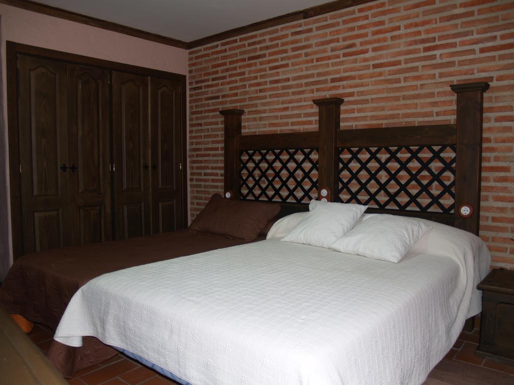 Hotel Rural El Rocal Ледесма Экстерьер фото